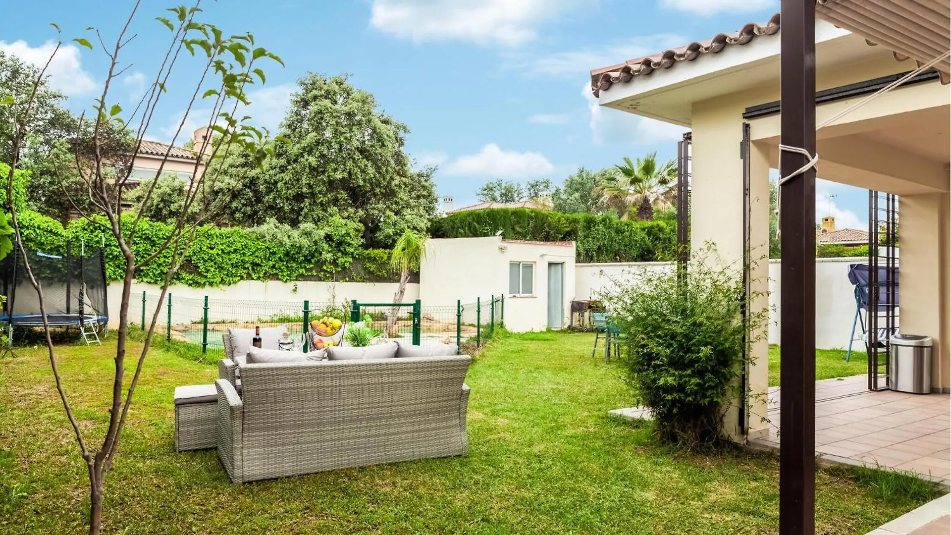 Holiday home Lovely Home In Bollullos De La Mitacion